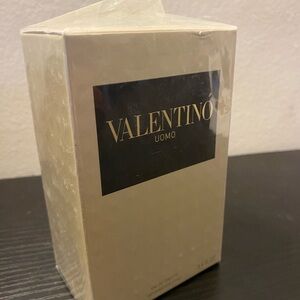 Valentino Cream Box Packaging